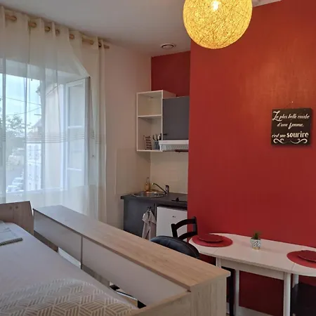 Apartment Confortable Centre *